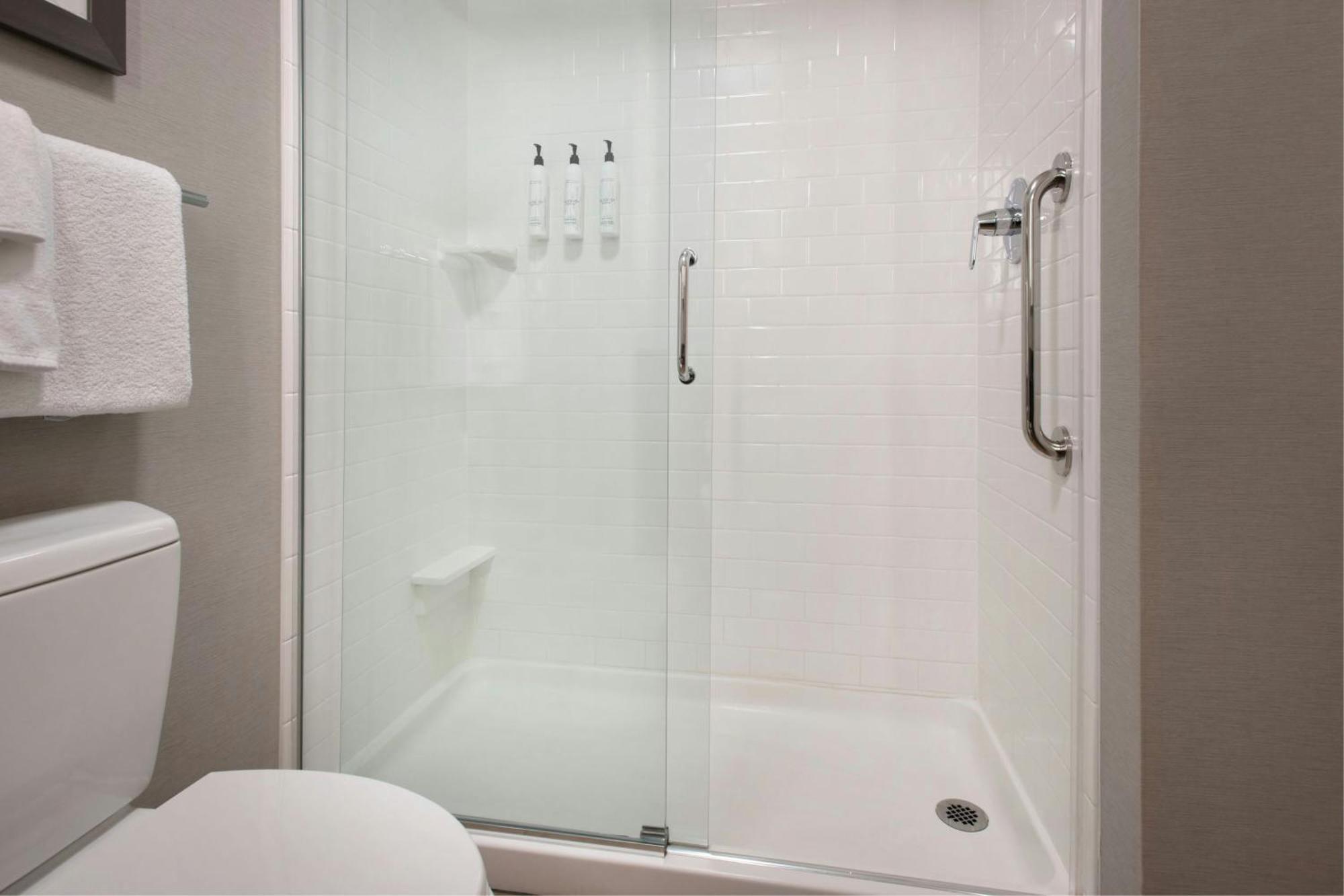 Hotel Fairfield & By Marriott Lenox/berkshires Great Barrington