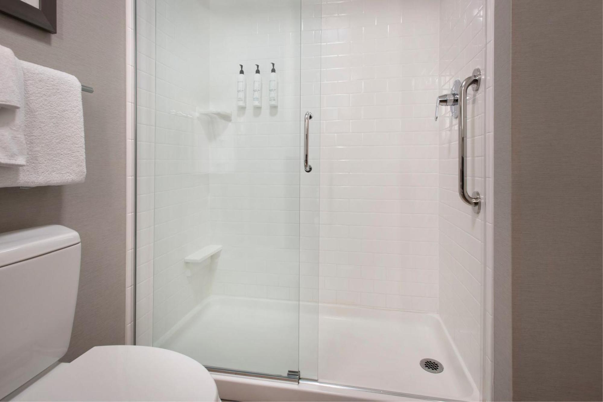 Fairfield & By Marriott Lenox/berkshires Hotel Great Barrington